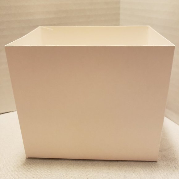 HOLIDAY GIFT BOX - A CHRISTMAS STORY - 5.25" LONG x 3.875" DEEP x 4.5" HIGH - Picture 12 of 16